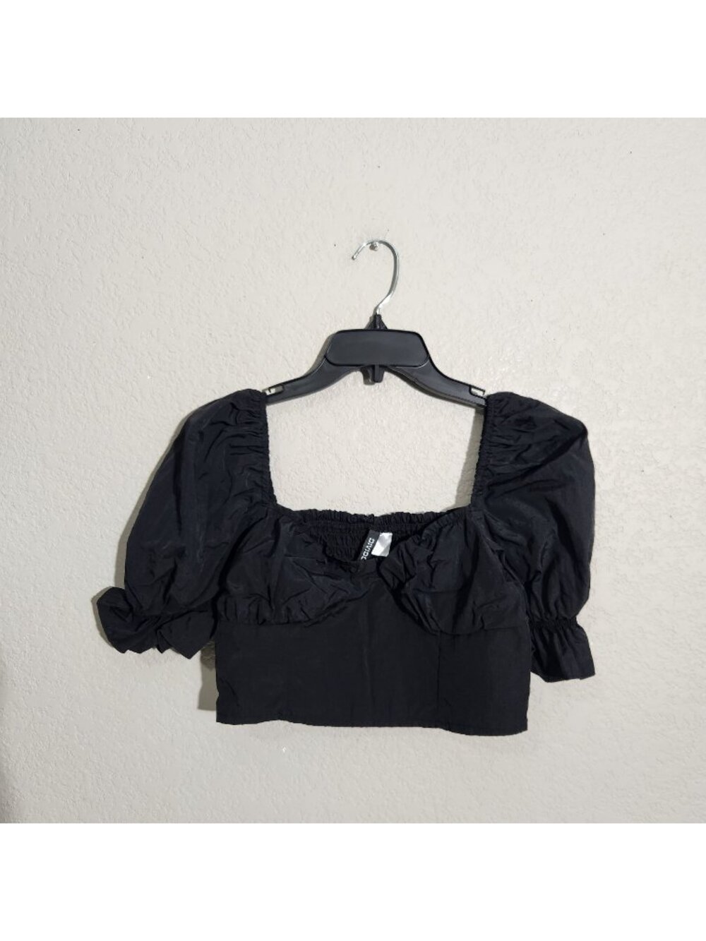 Divided H&M Womens Black Crop Top Small Puff Sleeve Smocked Details